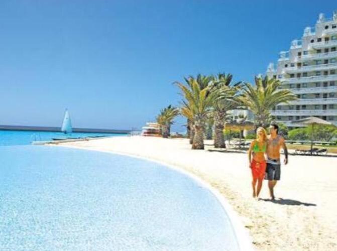 アルガロボSan Alfonso Del Mar-Precioso Departamento Y Vistaアパートメント エクステリア 写真